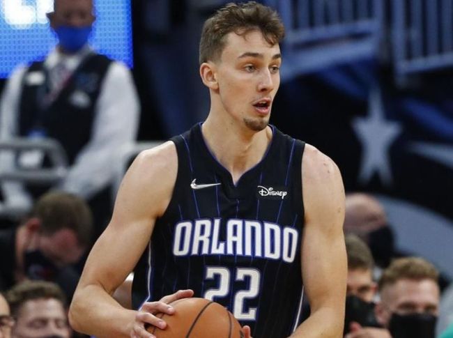 多中小学已 多中小学已