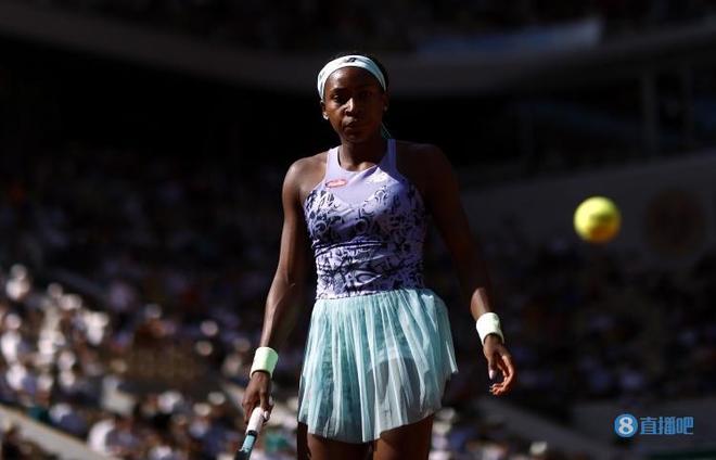 进行滑雪度 进行滑雪度