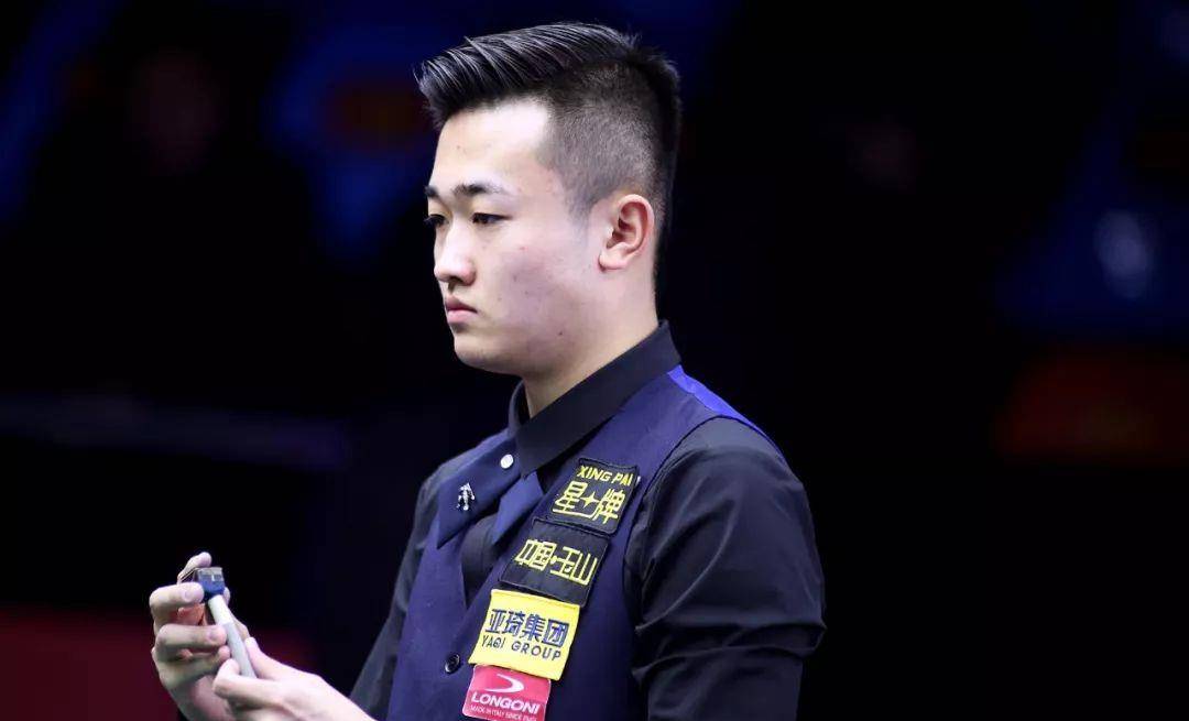 华横溢的年 华横溢的年